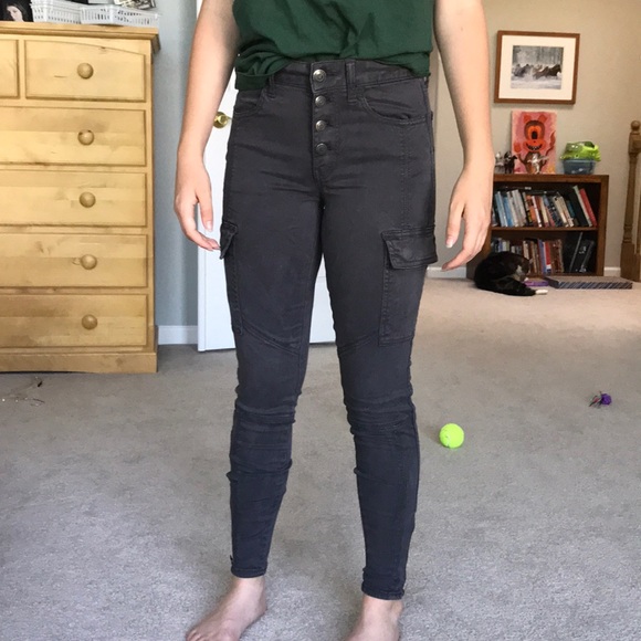 American Eagle Outfitters Pants - American Eagle Gray Cargo Jeggings